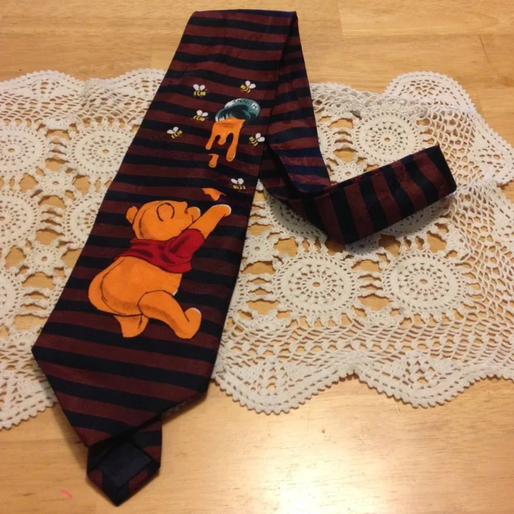Pooh Bear Men's necktie from Disney